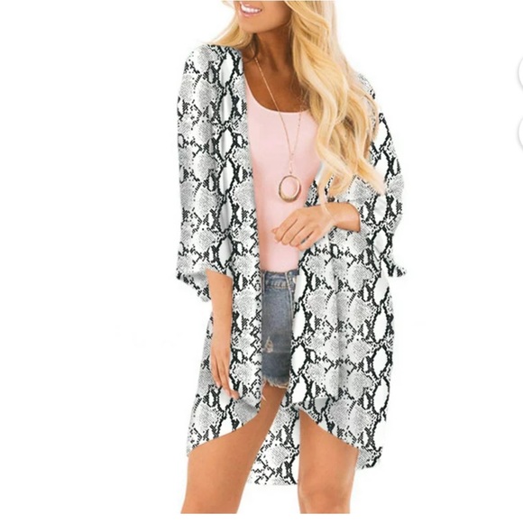 Peach Love California Tops - Peach Love Festival snake print kimono duster
